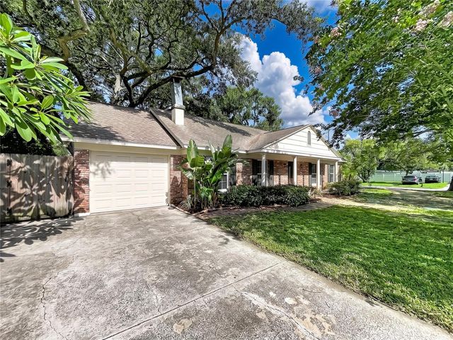 3604 MARCO DRIVE, Tampa, FL 33614