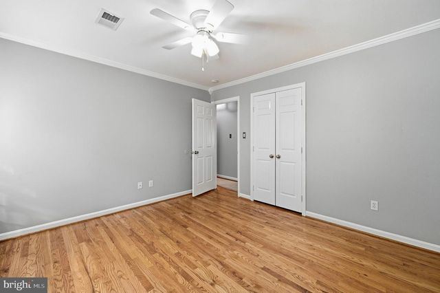 8104 WHITTING DR, Manassas, VA 20112