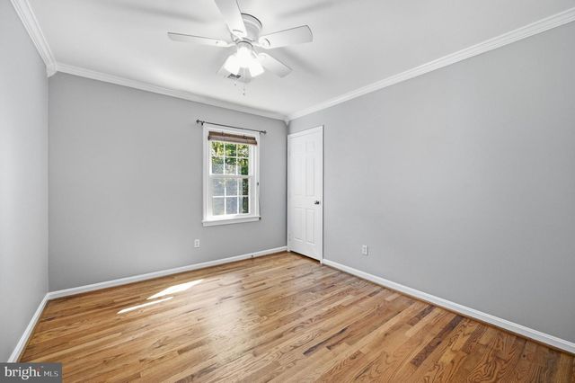 8104 WHITTING DR, Manassas, VA 20112