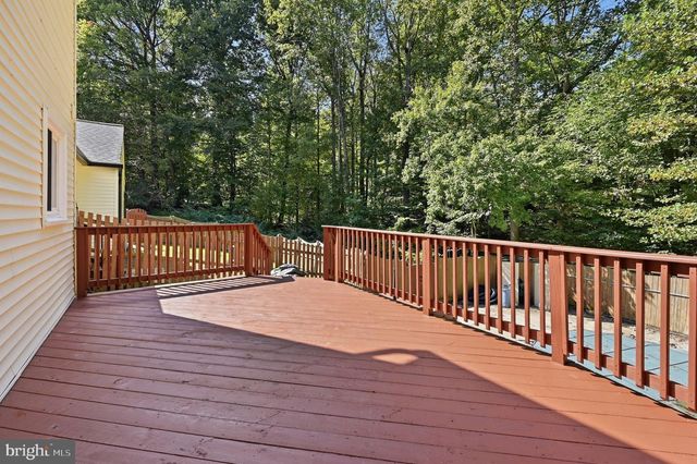 8104 WHITTING DR, Manassas, VA 20112