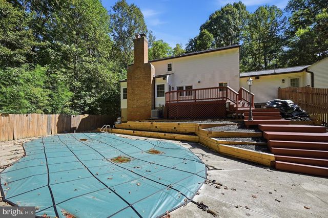 8104 WHITTING DR, Manassas, VA 20112