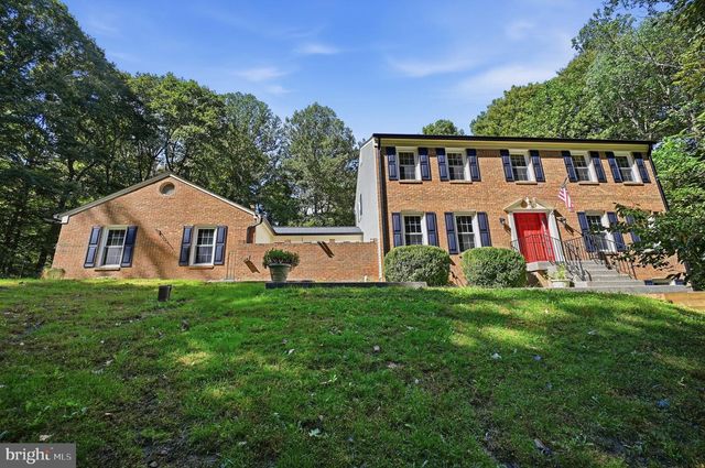 8104 WHITTING DR, Manassas, VA 20112