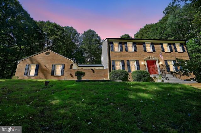 8104 WHITTING DR, Manassas, VA 20112