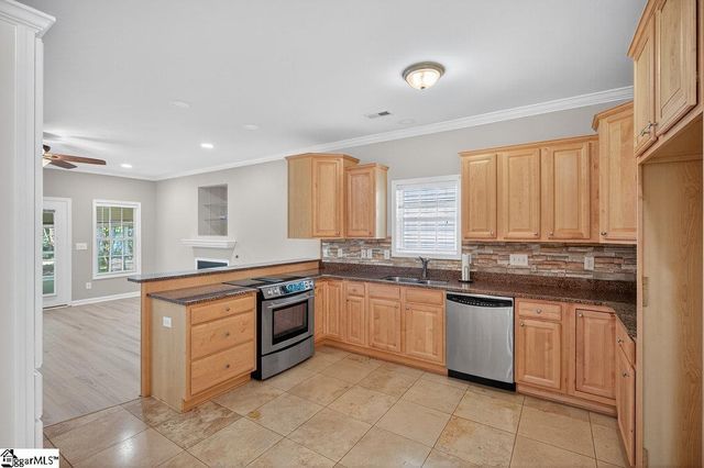 120 Harbour Springs Way, Anderson, SC 29626