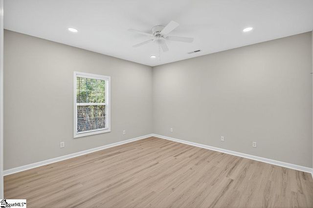 120 Harbour Springs Way, Anderson, SC 29626