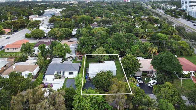 231 NE 43rd St, Miami, FL 33137