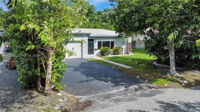 231 NE 43rd St, Miami, FL 33137