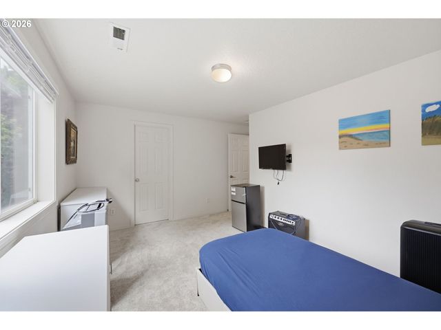 10215 Ne 58th St, Vancouver, WA 98662