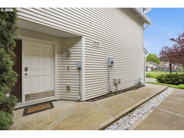 10215 Ne 58th St, Vancouver, WA 98662