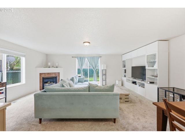 10215 Ne 58th St, Vancouver, WA 98662