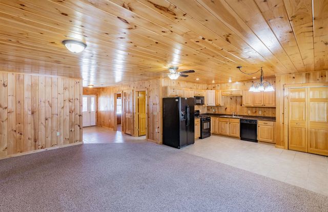 181 Benton Road, Haverhill, NH 03774