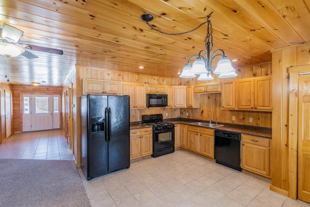 181 Benton Road, Haverhill, NH 03774