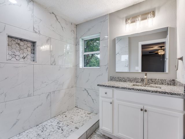 600 S 5th Street, Grandview, TX 76050