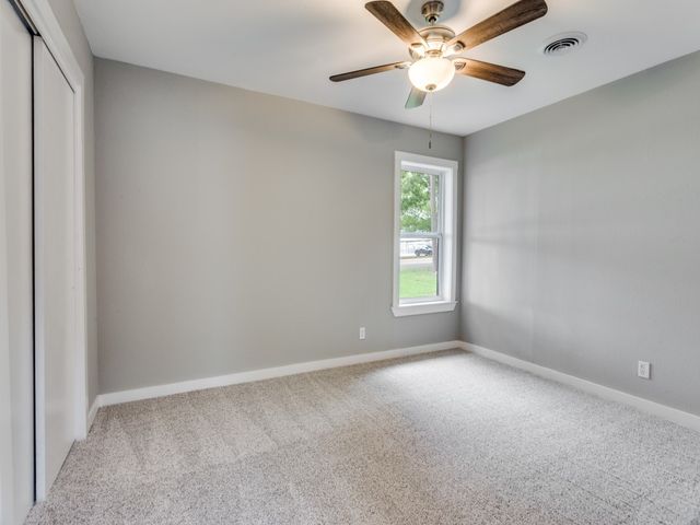 600 S 5th Street, Grandview, TX 76050
