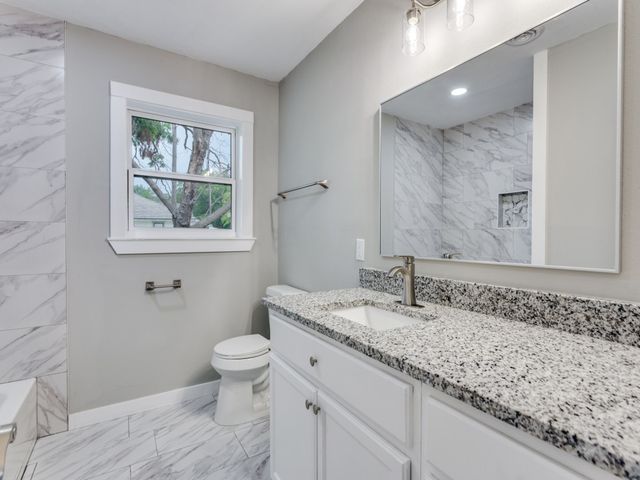 600 S 5th Street, Grandview, TX 76050