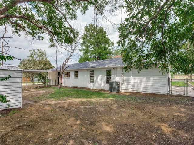 600 S 5th Street, Grandview, TX 76050
