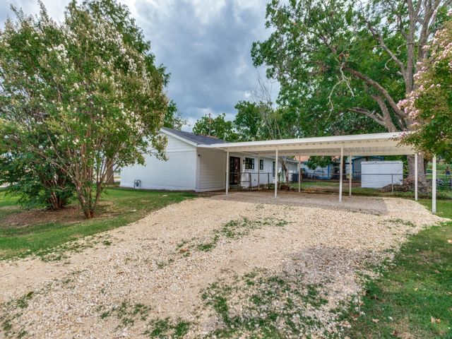 600 S 5th Street, Grandview, TX 76050