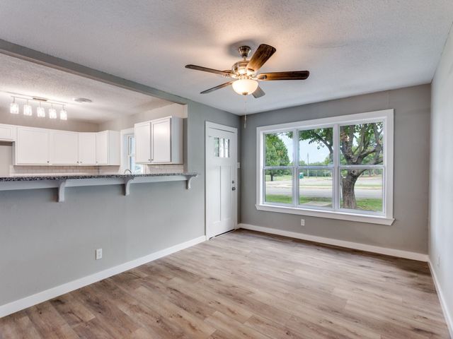 600 S 5th Street, Grandview, TX 76050