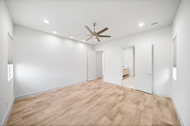 6809 Troya Lane, Houston, TX 77092