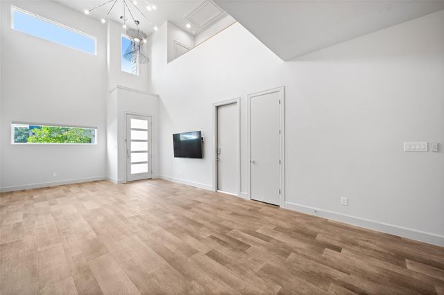 6809 Troya Lane, Houston, TX 77092