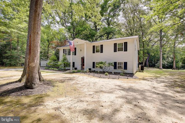 5494 HALLOWING POINT RD, Prince Frederick, MD 20678