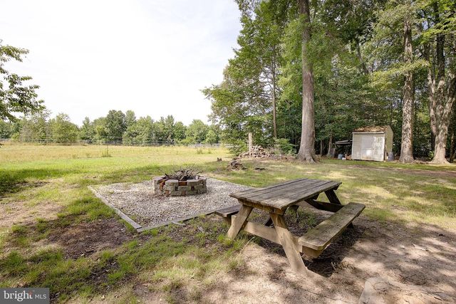 5494 HALLOWING POINT RD, Prince Frederick, MD 20678