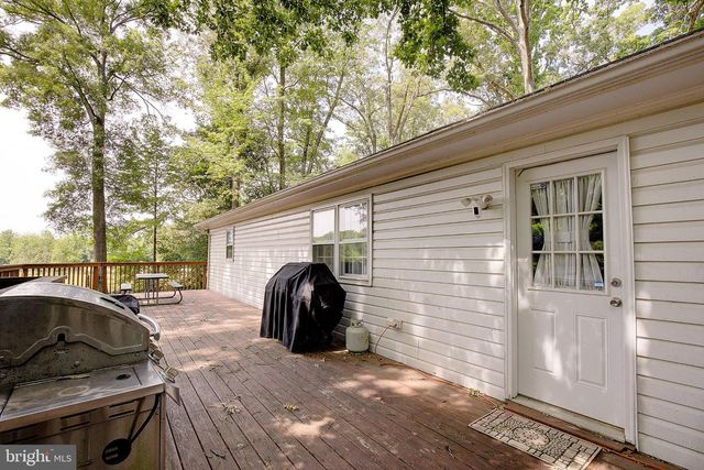 5494 HALLOWING POINT RD, Prince Frederick, MD 20678