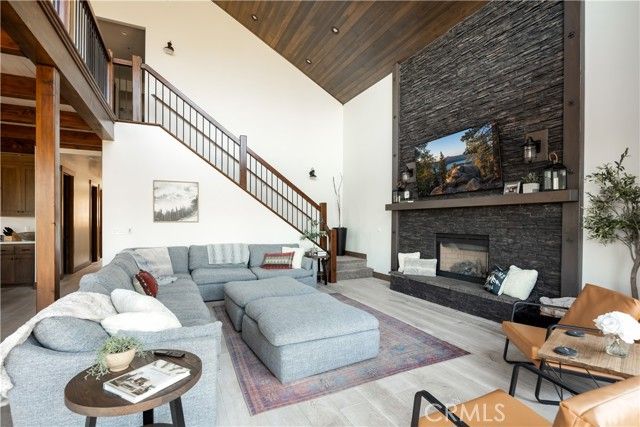 43778 Colusa Drive, Big Bear Lake, CA 92315