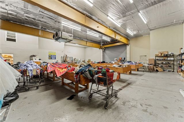 960 W 1st, Pomona, CA 91766