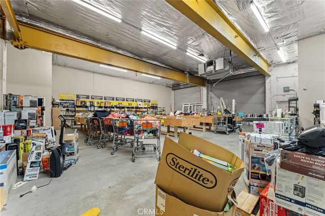 960 W 1st, Pomona, CA 91766