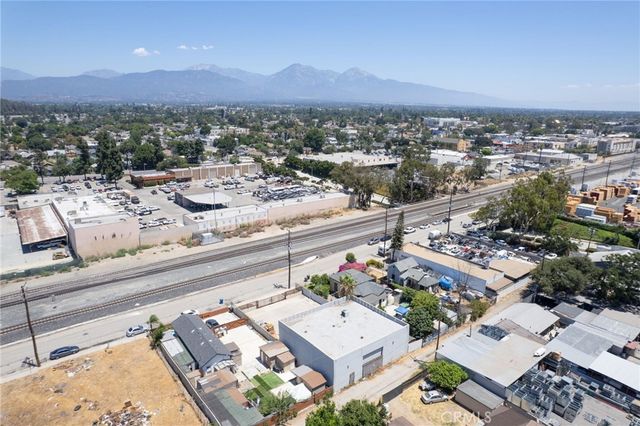960 W 1st, Pomona, CA 91766