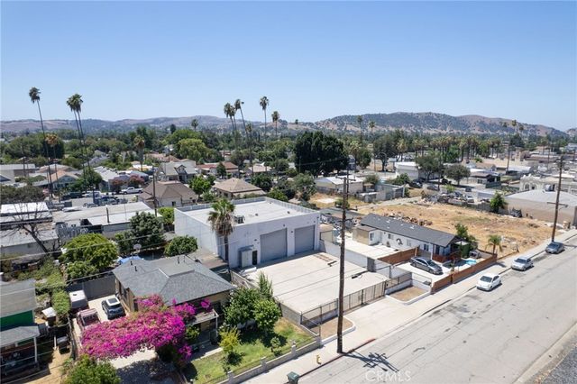 960 W 1st, Pomona, CA 91766