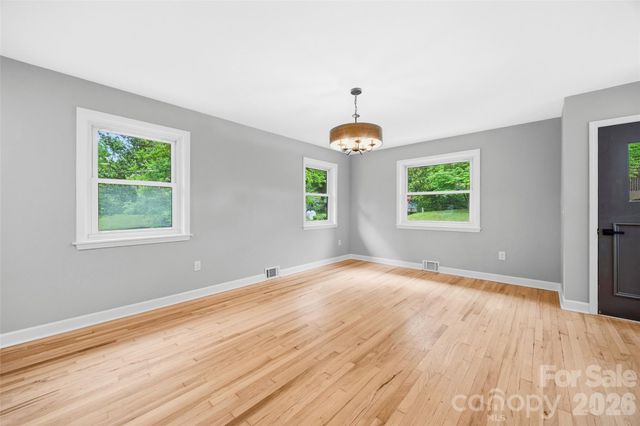 434 Sunnyside Drive SE, Concord, NC 28025
