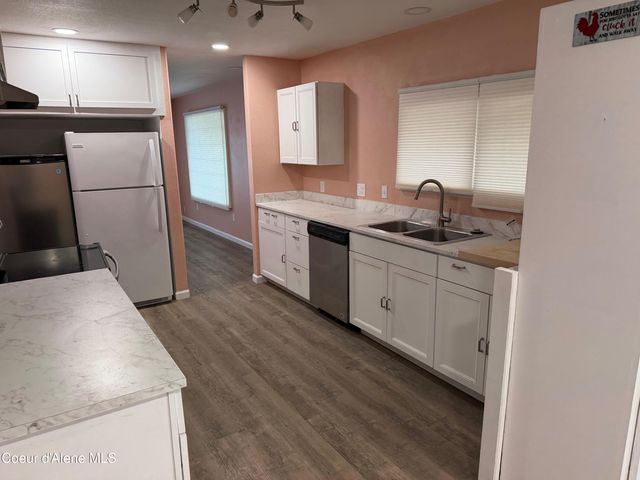 8459 N Sunny LN, 153, Hayden, ID 83835