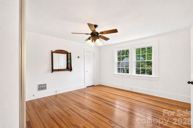 638 Carolina Avenue, Gastonia, NC 28052
