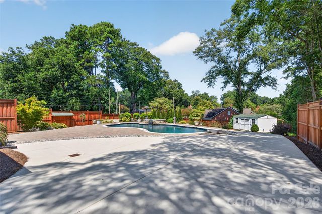 638 Carolina Avenue, Gastonia, NC 28052