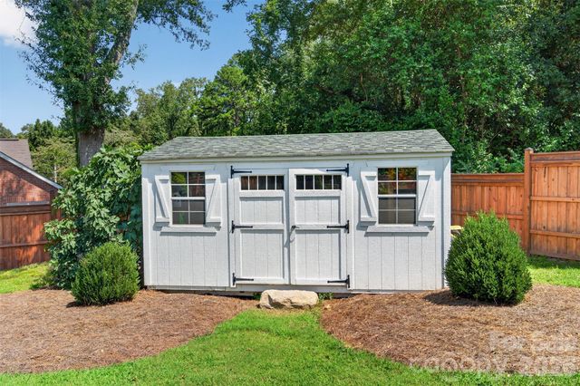 638 Carolina Avenue, Gastonia, NC 28052