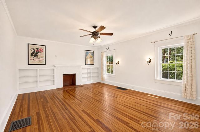 638 Carolina Avenue, Gastonia, NC 28052