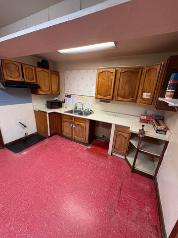 2505 E WALNUT ST, Columbia, MO 65201