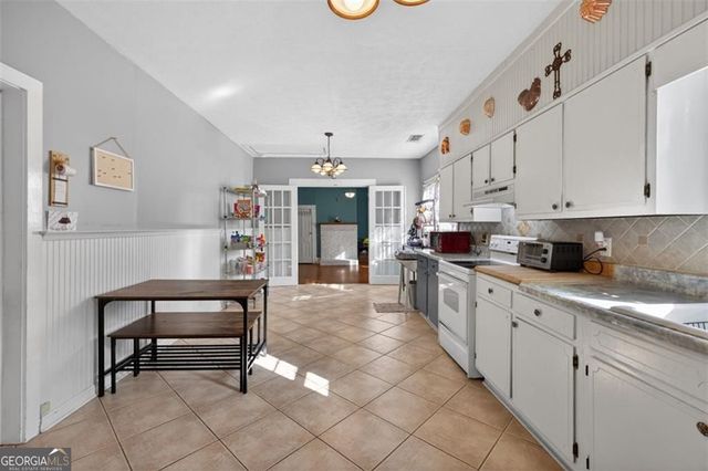 178 Hamilton Avenue, Winder, GA 30680