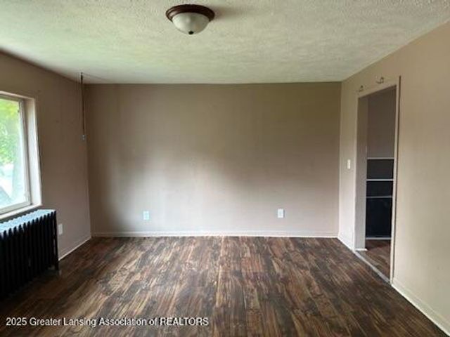 1606 Coleman Avenue, Lansing, MI 48910