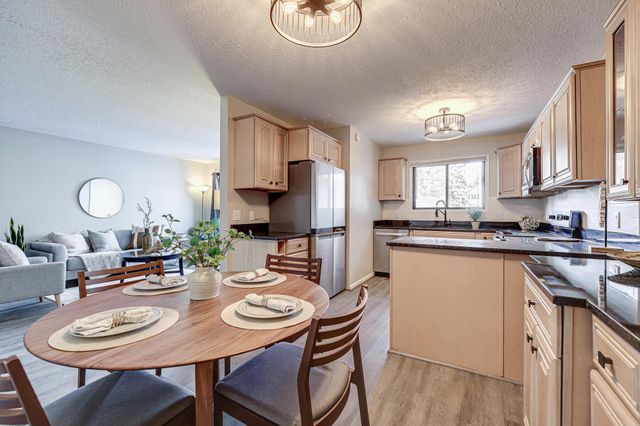 4275 Centerville Road, Vadnais Heights, MN 55127