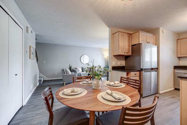 4275 Centerville Road, Vadnais Heights, MN 55127