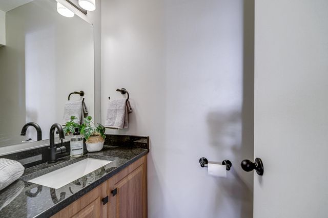 4275 Centerville Road, Vadnais Heights, MN 55127