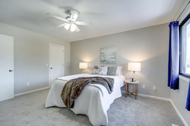 4275 Centerville Road, Vadnais Heights, MN 55127