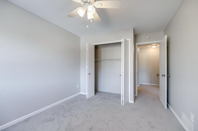 4275 Centerville Road, Vadnais Heights, MN 55127