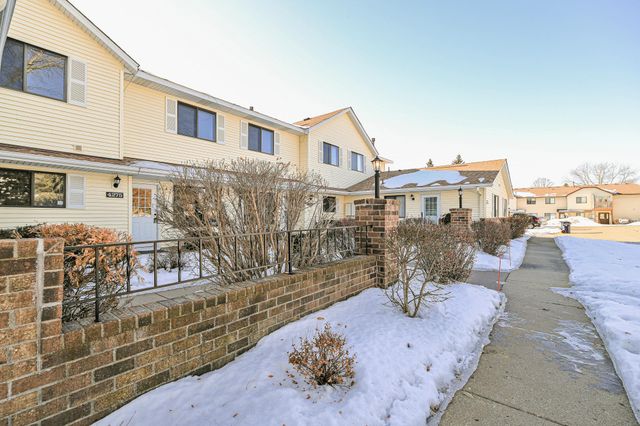 4275 Centerville Road, Vadnais Heights, MN 55127