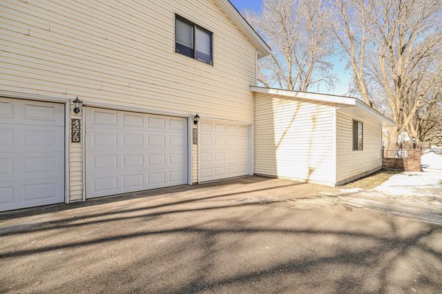 4275 Centerville Road, Vadnais Heights, MN 55127