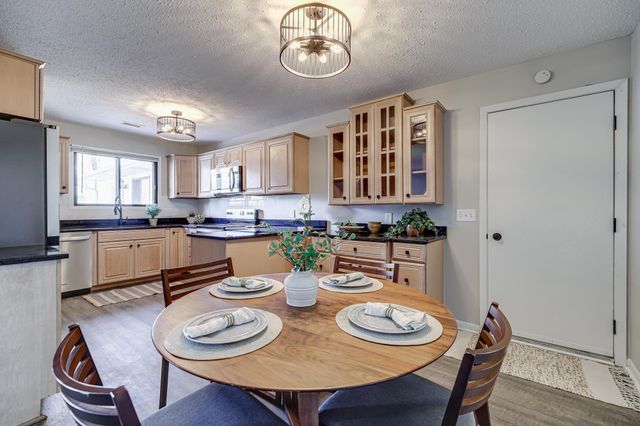 4275 Centerville Road, Vadnais Heights, MN 55127