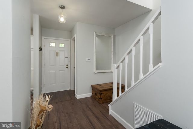 55 SYCAMORE CT, Lawrence Township, NJ 08648